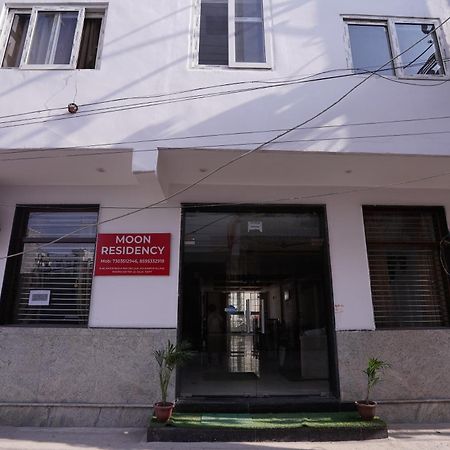 Hotel Moon Taj Near Yashobhoomi Convention Centre Delhi  Dış mekan fotoğraf