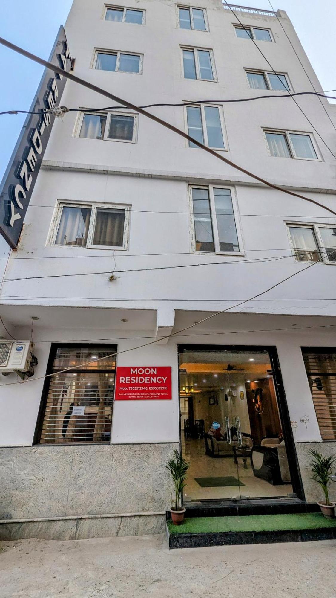 Hotel Moon Taj Near Yashobhoomi Convention Centre Delhi  Dış mekan fotoğraf