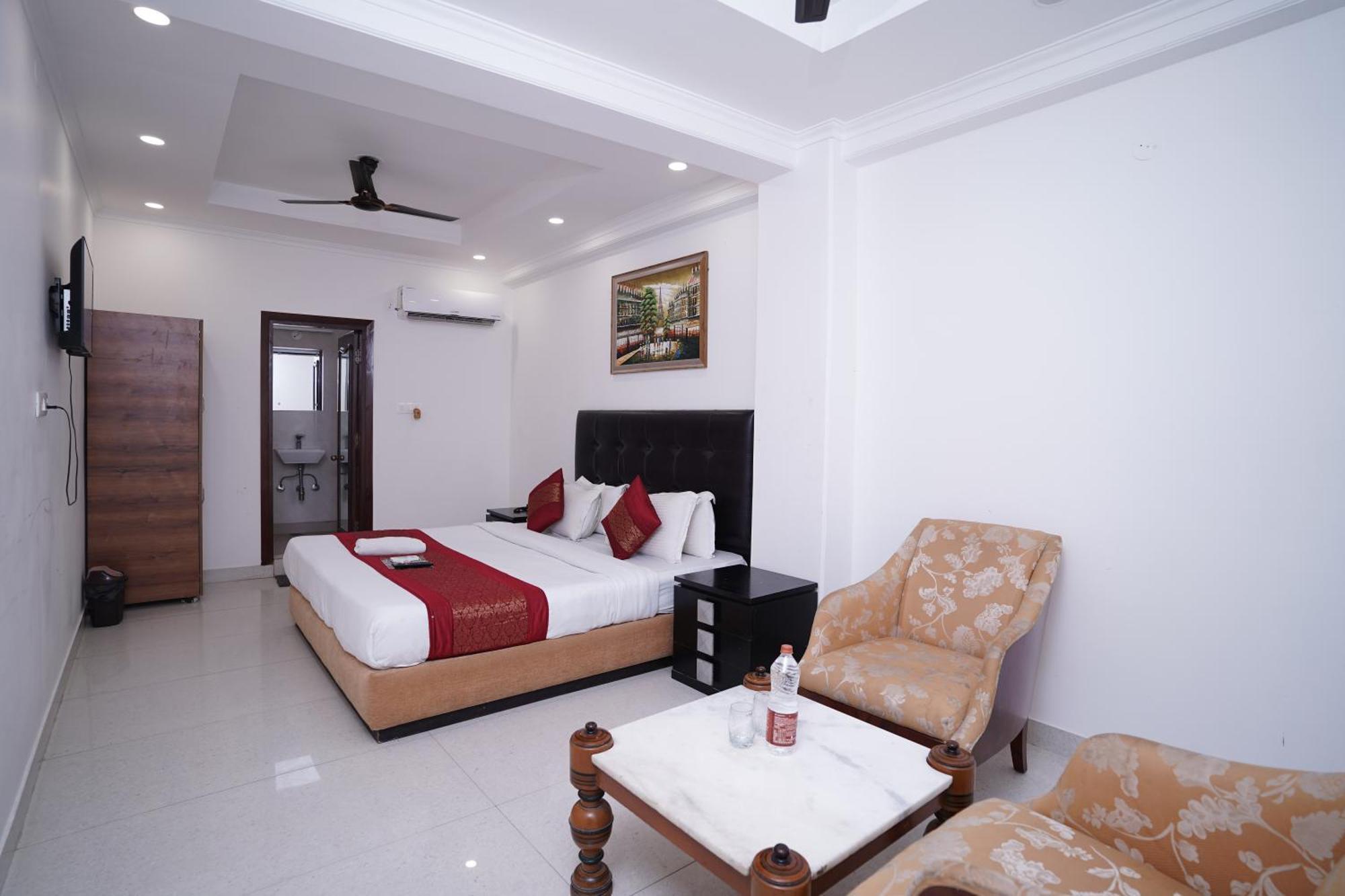 Hotel Moon Taj Near Yashobhoomi Convention Centre Delhi  Dış mekan fotoğraf